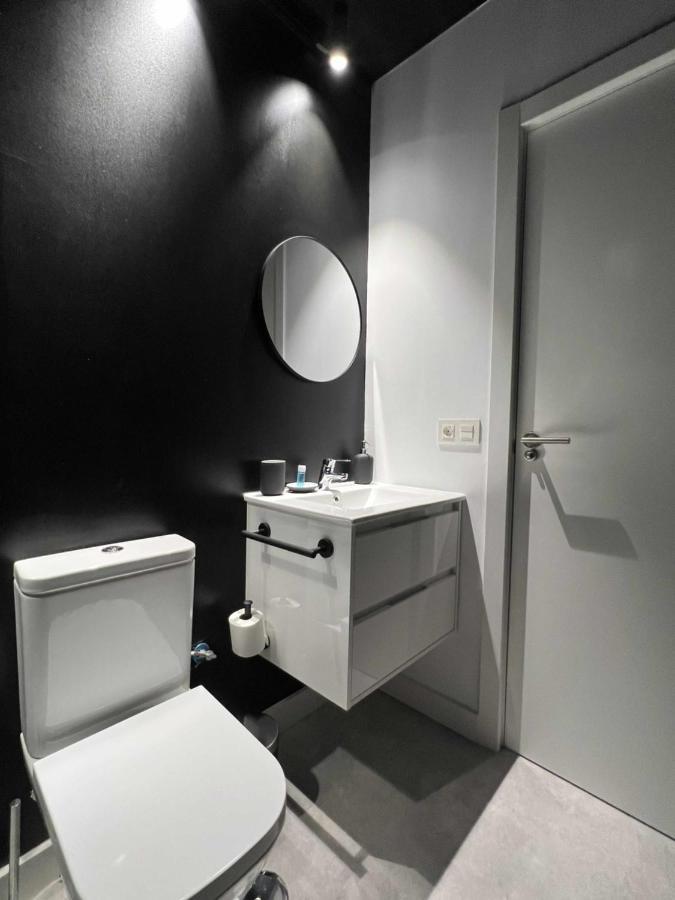 マラガFiesta Cama Individual Modern & Luxuryアパートメント エクステリア 写真